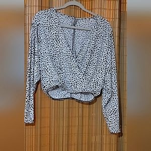 ASOS DESIGN batwing wrap top in dalmation polka dot Size 8